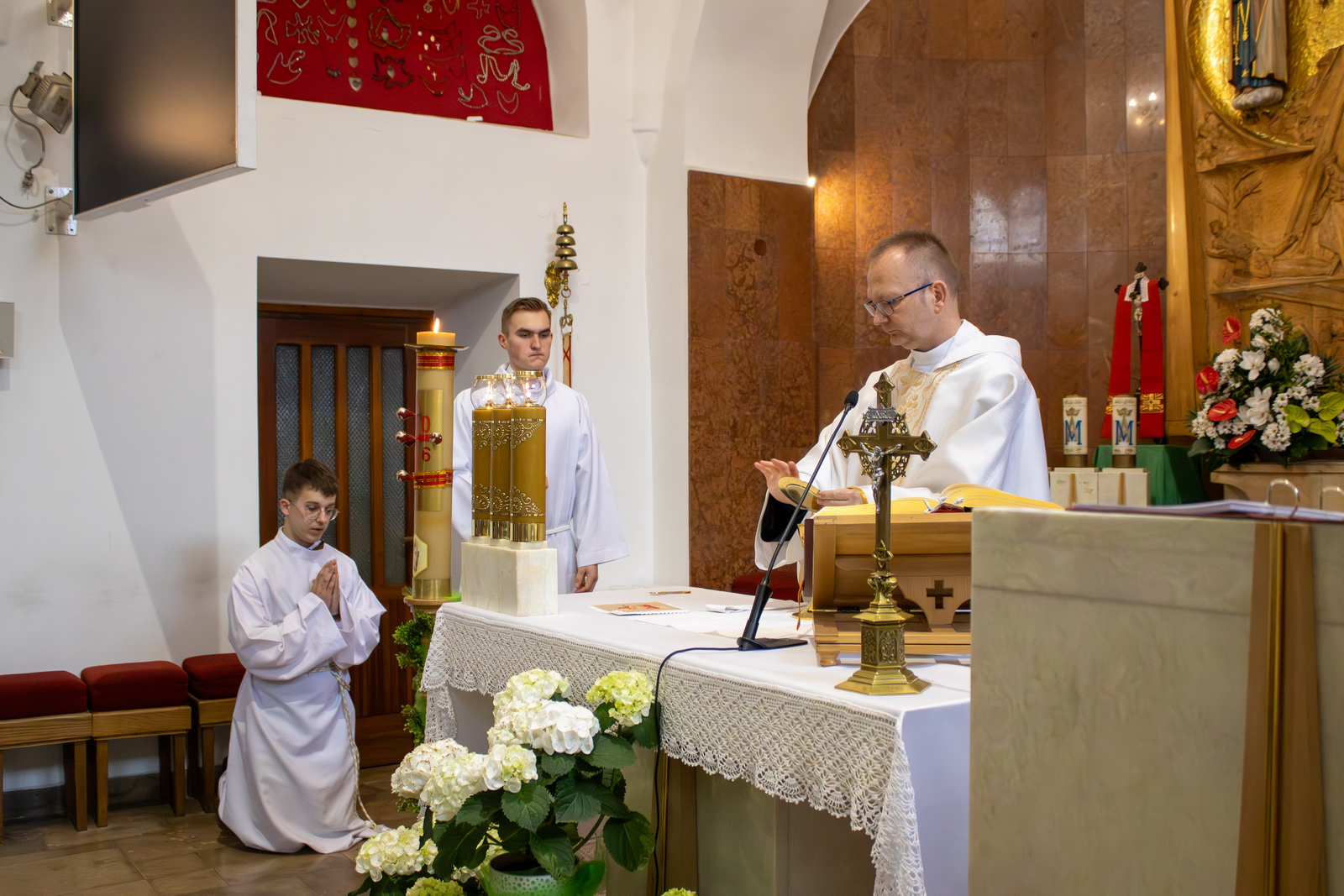Zdjęcie 2026.04.24 Zakończenie Dla Maturzystów Nikodema-7ebb7eda4-48fa-4611-81b4-6e786c1e0427.jpg w galerii Pożegnanie Absolwentów 2026